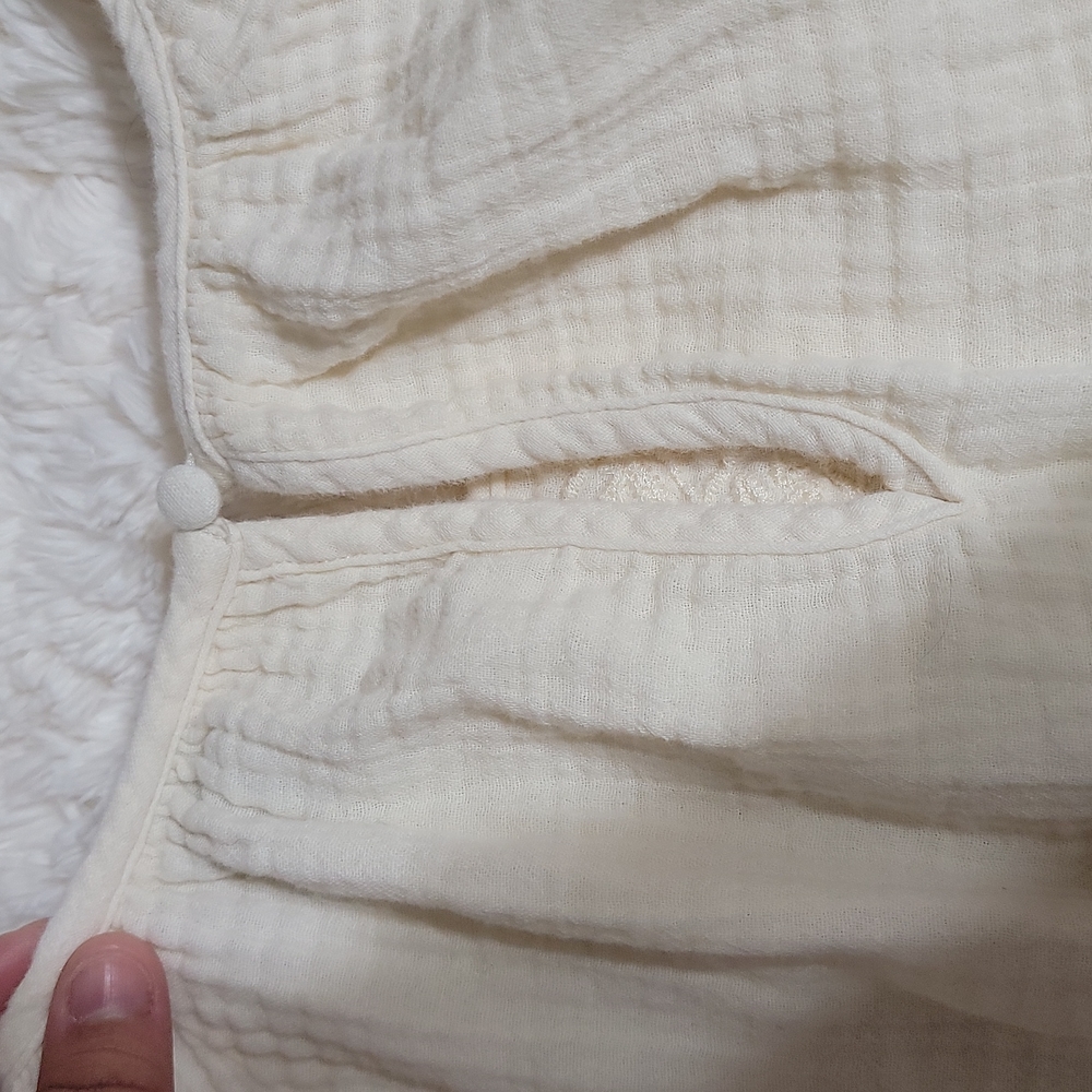 Blouse - Picture 6 of 6